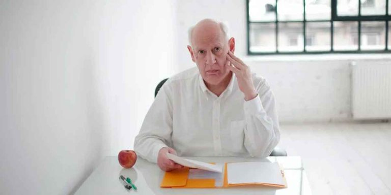 Read more about the article How does a probate attorney deal with holographic will?